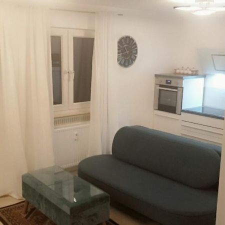 Apartment Mit Schoener, Moderner Einrichtung Keulen Buitenkant foto